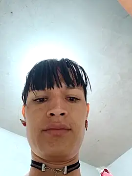 Snapshot of PaulinaLondra2 chatting on November 16, 5:18 pm PaulinaLondra2 online show from November 16, 5:18 pm