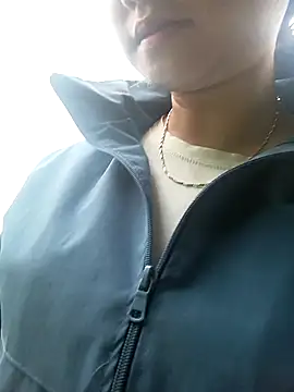 buom-xinh online show from November 4, 1:27 am