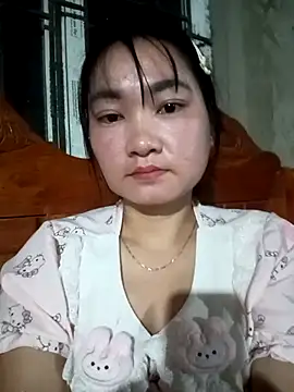 buom-xinh online show from November 4, 1:32 pm