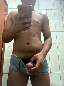 Snapshot of D_didih chatting on December 1, 11:21 pm D didih online show from December 1, 11:21 pm