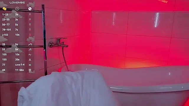 Snapshot of WICKEDEMBER chatting on November 28, 1:52 am WICKEDEMBER online show from November 28, 1:52 am