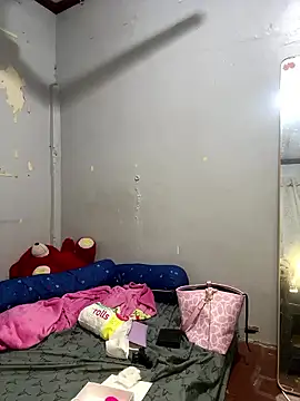 Snapshot of sexylove19 chatting on January 14, 5:35 am sexylove19 online show from January 14, 5:35 am