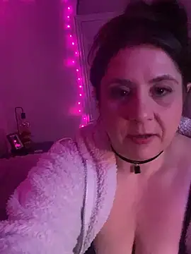 Snapshot of drippingwetaj chatting on November 22, 11:42 am drippingwetaj online show from November 22, 11:42 am