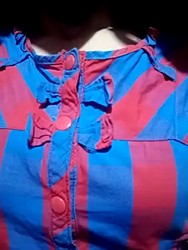 Snapshot of LenaLy2k chatting on November 12, 2:23 am LenaLy2k online show from November 12, 2:23 am