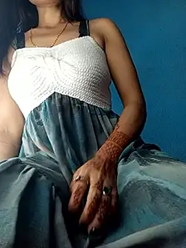 Snapshot of Saniya76 chatting on November 29, 4:04 am Saniya76 online show from November 29, 4:04 am