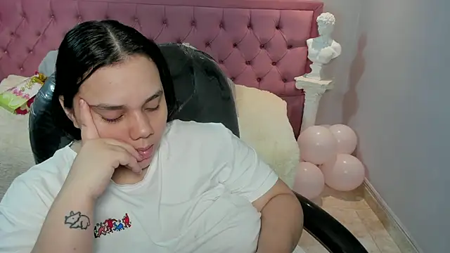 Snapshot of _chelsea_24 chatting on May 29, 5:27 am chelsea 24 online show from May 29, 5:27 am