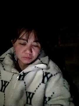 Snapshot of be-yeu chatting on November 21, 12:04 pm be-yeu online show from November 21, 12:04 pm