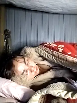 Snapshot of be-yeu chatting on December 17, 1:39 pm be-yeu online show from December 17, 1:39 pm