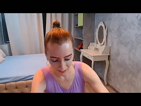 Snapshot of AnneDevrim chatting on November 6, 6:58 am AnneDevrim online show from November 6, 6:58 am