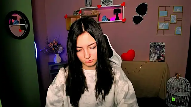 baby hotte online show from February 12, 8:20 am