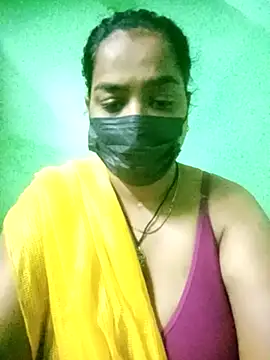 Snapshot of Madhumitha99 chatting on November 5, 6:41 pm Madhumitha99 online show from November 5, 6:41 pm