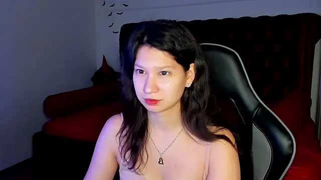 SaraDenars online show from November 11, 5:40 am