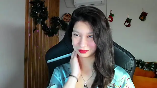 SaraDenars online show from December 22, 6:32 am