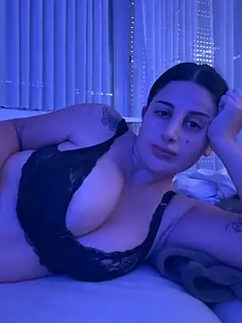 Snapshot of jojoa23 chatting on February 20, 1:44 pm jojoa23 online show from February 20, 1:44 pm