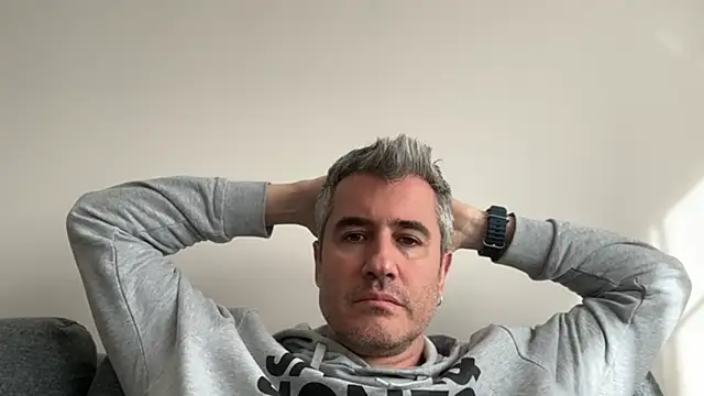 aprendiendo44 online show from November 4, 9:52 am