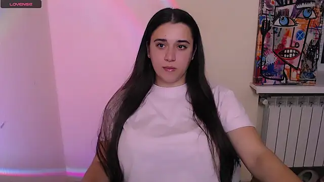 Snapshot of AlinaDoll_ chatting on May 12, 7:16 am AlinaDoll online show from May 12, 7:16 am