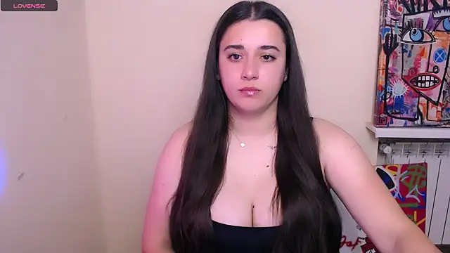 Snapshot of AlinaDoll_ chatting on May 21, 7:15 am AlinaDoll online show from May 21, 7:15 am