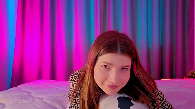 Snapshot of WilmaJohnson chatting on February 13, 8:43 am WilmaJohnson online show from February 13, 8:43 am