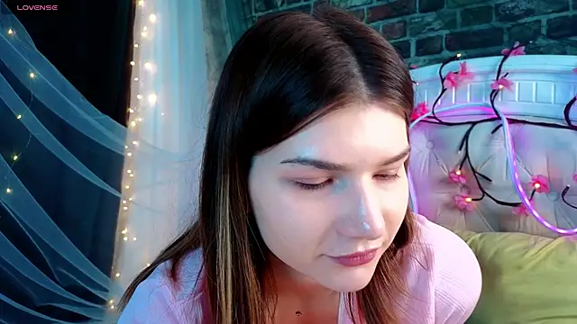 Snapshot of WilmaJohnson chatting on February 22, 6:57 am WilmaJohnson online show from February 22, 6:57 am