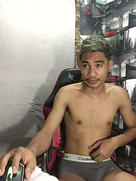 mrsexyteens online show from February 17, 5:26 am