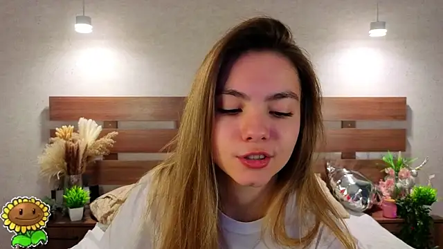 Snapshot of MargieDavidson chatting on February 16, 8:43 am MargieDavidson online show from February 16, 8:43 am