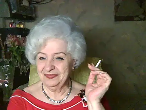 Snapshot of ValeriaKroww chatting on May 14, 4:36 pm ValeriaKroww online show from May 14, 4:36 pm