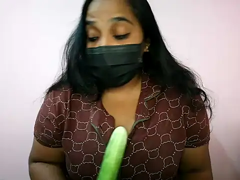 Snapshot of Mathi_cam chatting on June 18, 4:11 pm Mathi cam online show from June 18, 4:11 pm