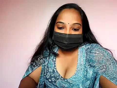 Snapshot of Mathi_cam chatting on July 5, 5:47 am Mathi cam online show from July 5, 5:47 am