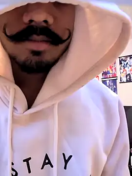 skinnydddue online show from November 3, 6:31 pm