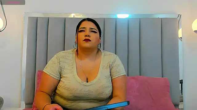 Snapshot of Lilith_Aliany_ chatting on December 2, 1:28 pm Lilith Aliany online show from December 2, 1:28 pm