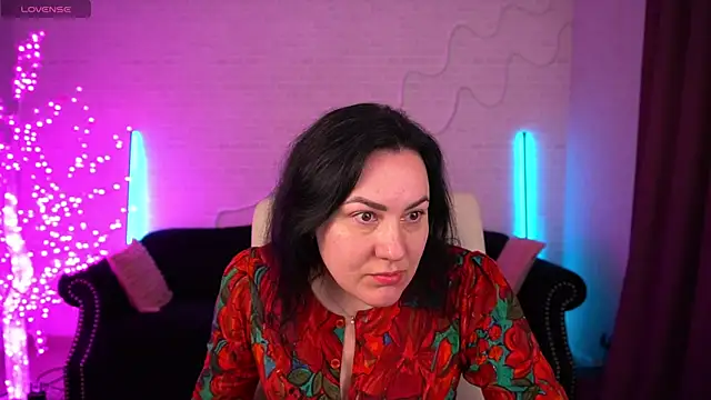 VelvetLuck online show from March 30, 5:52 am