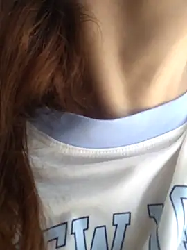 Snapshot of Xeena_ chatting on November 25, 2:39 pm Xeena online show from November 25, 2:39 pm