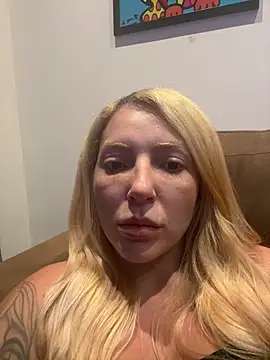 melisboa online show from February 2, 2:43 am