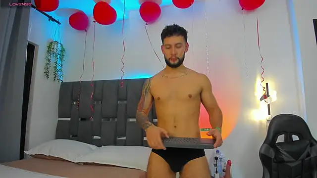 noah corvelle online show from February 24, 4:54 am