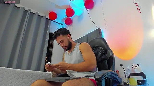 noah corvelle online show from February 26, 2:54 am