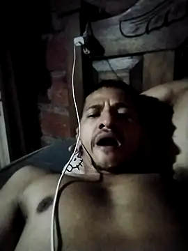 Snapshot of culeointenso chatting on November 21, 7:51 am culeointenso online show from November 21, 7:51 am