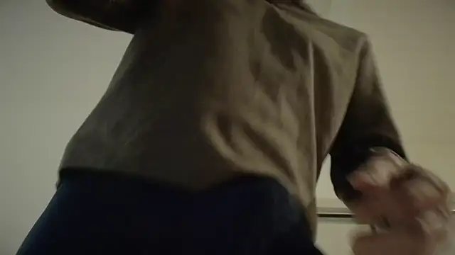 Snapshot of centerfieldshow chatting on November 14, 5:22 pm centerfieldshow online show from November 14, 5:22 pm