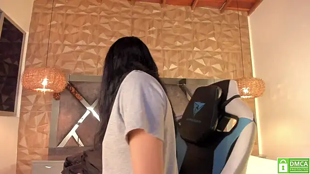 Kiara velvet   online show from April 9, 4:23 am