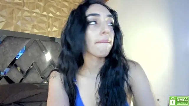 Kiara velvet   online show from April 14, 4:51 am