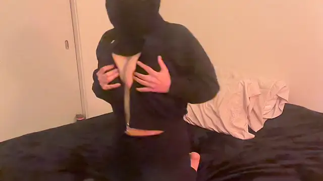 LeloJeddahxh online show from November 4, 6:23 am