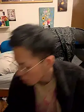 ippei0001 online show from November 5, 4:29 pm