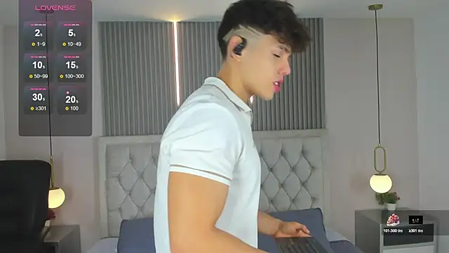 Snapshot of jhoumod_21_ chatting on November 23, 3:06 am jhoumod 21 online show from November 23, 3:06 am