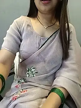 Snapshot of Nikkify chatting on July 28, 5:01 pm Nikkify online show from July 28, 5:01 pm