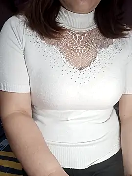 Snapshot of MysaCii69 chatting on November 5, 9:53 am MysaCii69 online show from November 5, 9:53 am