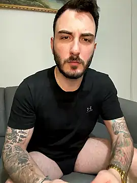 Snapshot of snncdgn chatting on January 11, 8:47 pm snncdgn online show from January 11, 8:47 pm