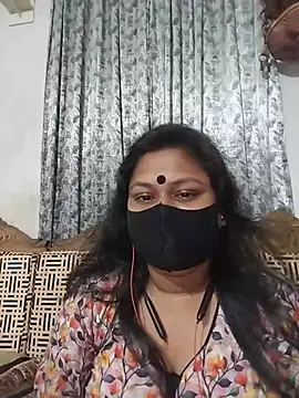 Snapshot of munni-506 chatting on June 5, 8:47 pm munni-506 online show from June 5, 8:47 pm