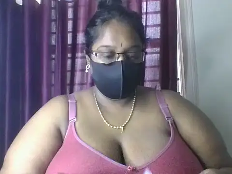 hootypriya online show from June 14, 7:21 am