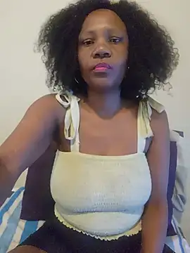 Snapshot of Mommy_Sienna chatting on June 24, 3:00 pm Mommy Sienna online show from June 24, 3:00 pm