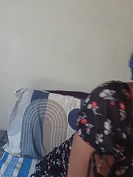 Snapshot of Mommy_Sienna chatting on June 28, 10:32 am Mommy Sienna online show from June 28, 10:32 am