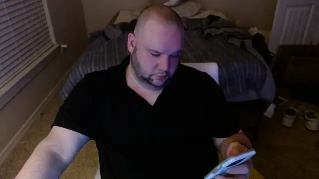 MegaChip online show from April 12, 9:25 am